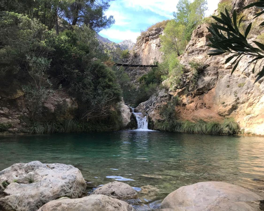 内尔哈Cortijo Luque别墅 外观 照片